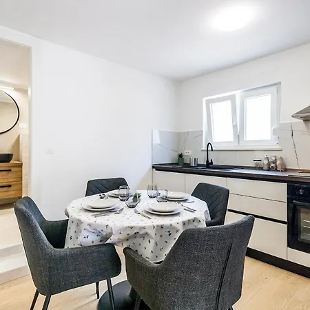 Studio & Apartment 'The Roots Apartments' Near Pula, Istria, Croatia Exterior photo