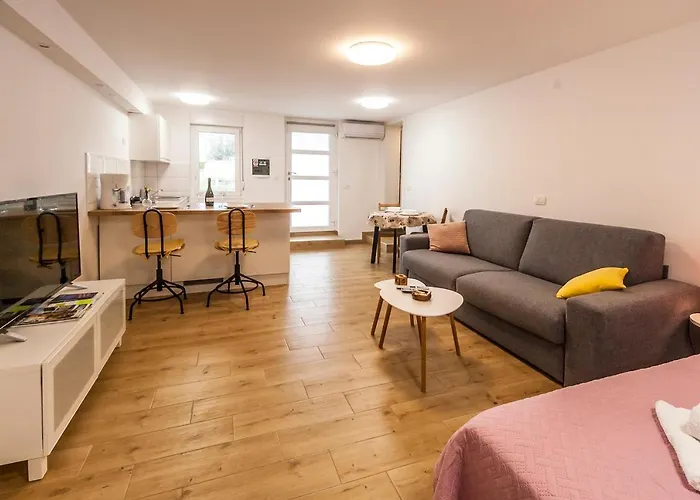 Studio & Apartment \'The Roots Apartments\' Near Pula, Istria, Croatia