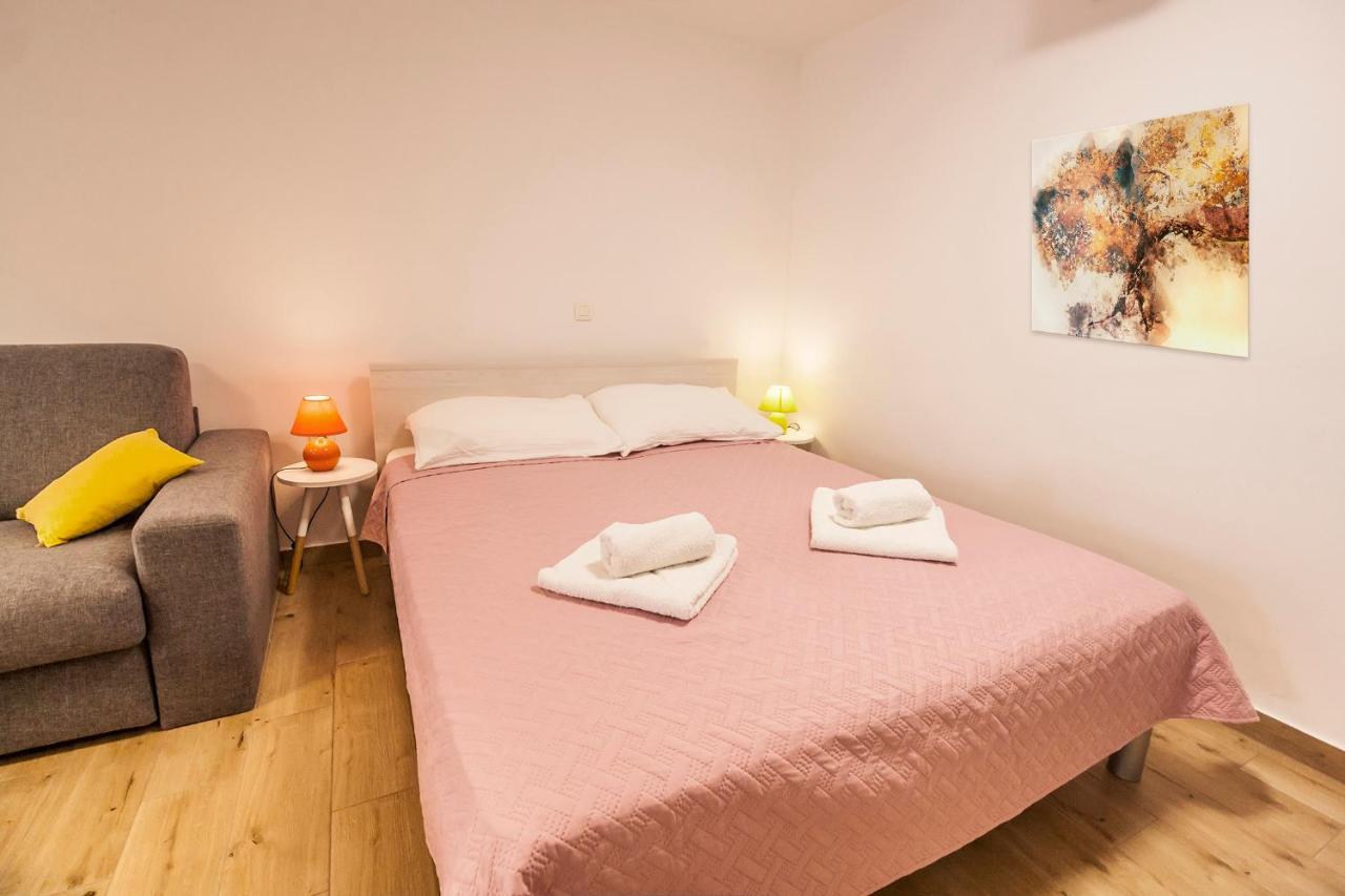 & 'the Roots Near Pula, Istria, Croatia Apartment