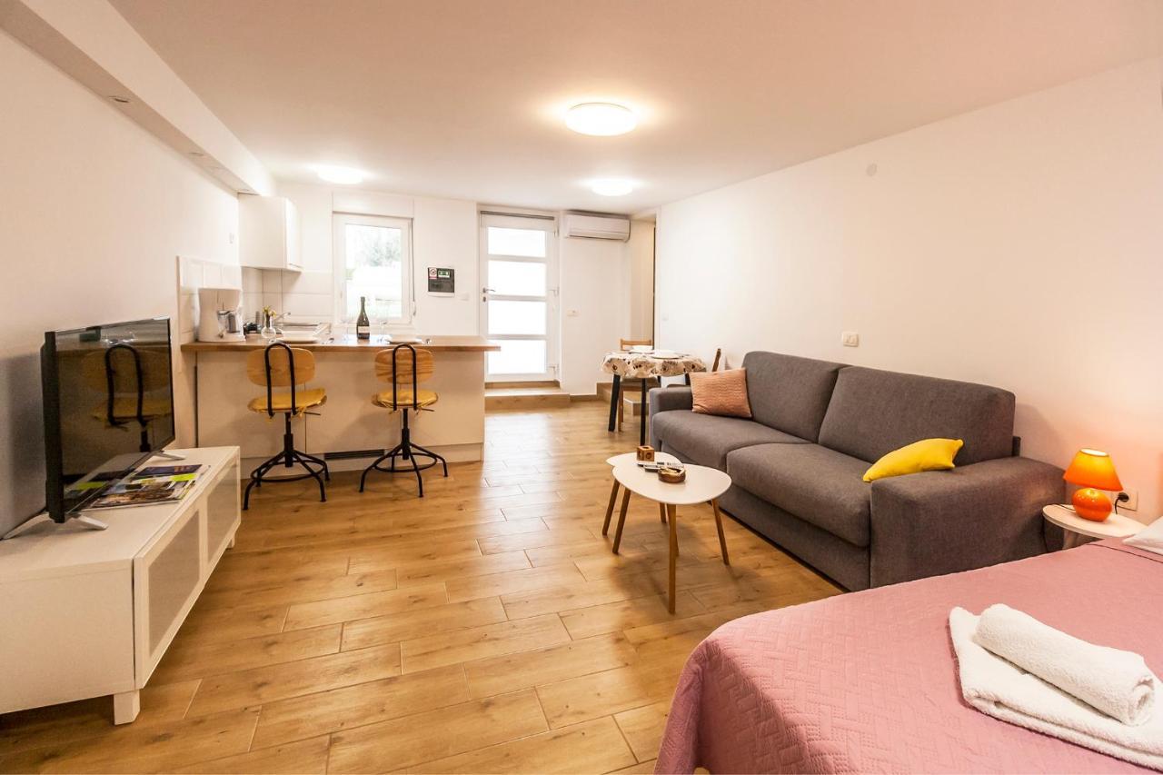 Apartment & 'the Roots Near Pula, Istria, Croatia *